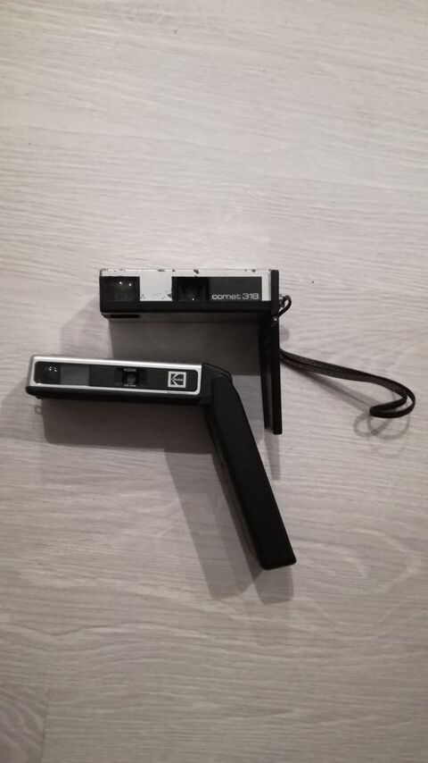 2 petits appareils photos pocket 10 Chelles (77)