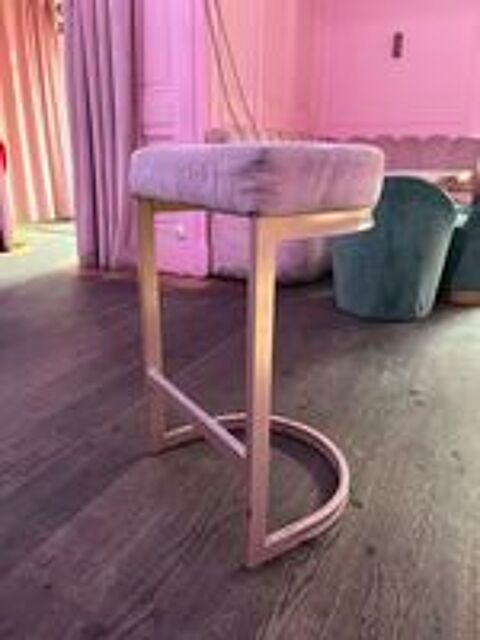   Tabouret de bar.  