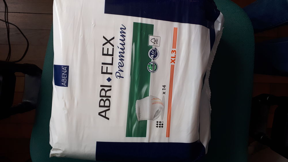 lot de 13 paquets couches culottes adulte ABRI FLEX Pu�riculture