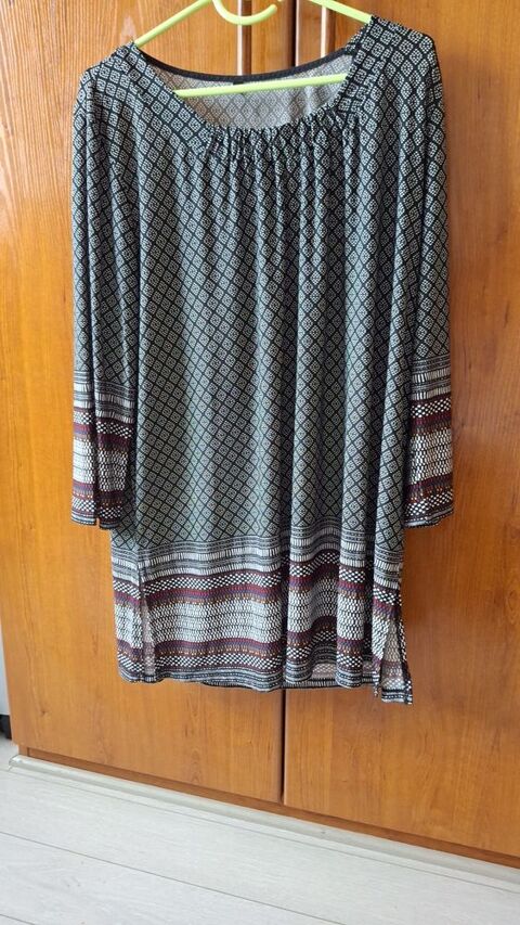 tunique femme, taille 56/58 9 ragny (95)