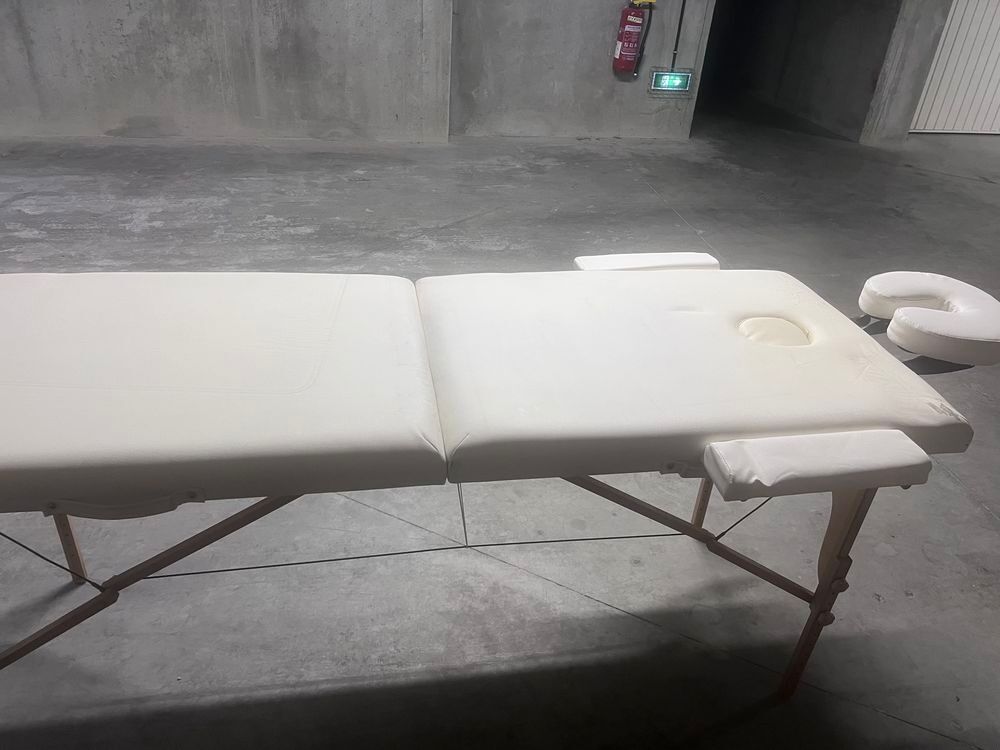 Table de massage Meubles