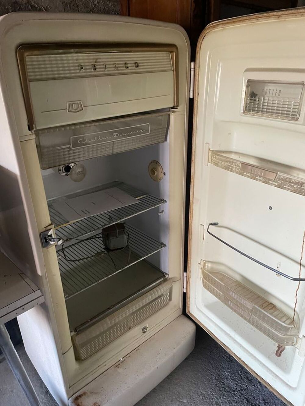 Frigidaire ancien Electroménager