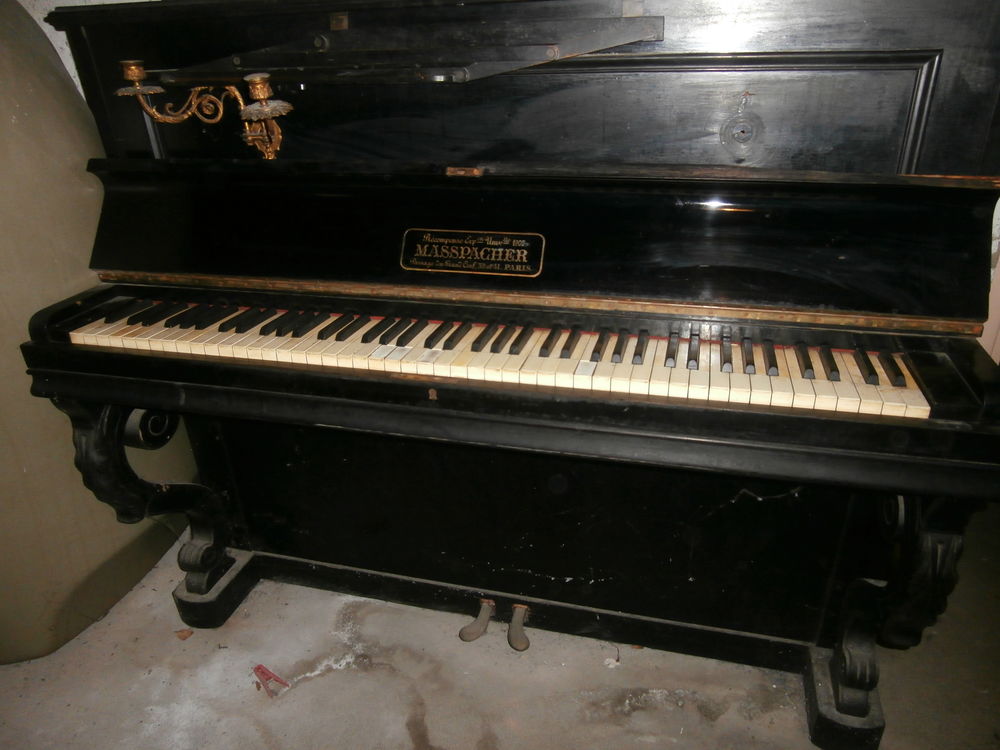 PIANO MASSPACHER A RENOVER Instruments de musique
