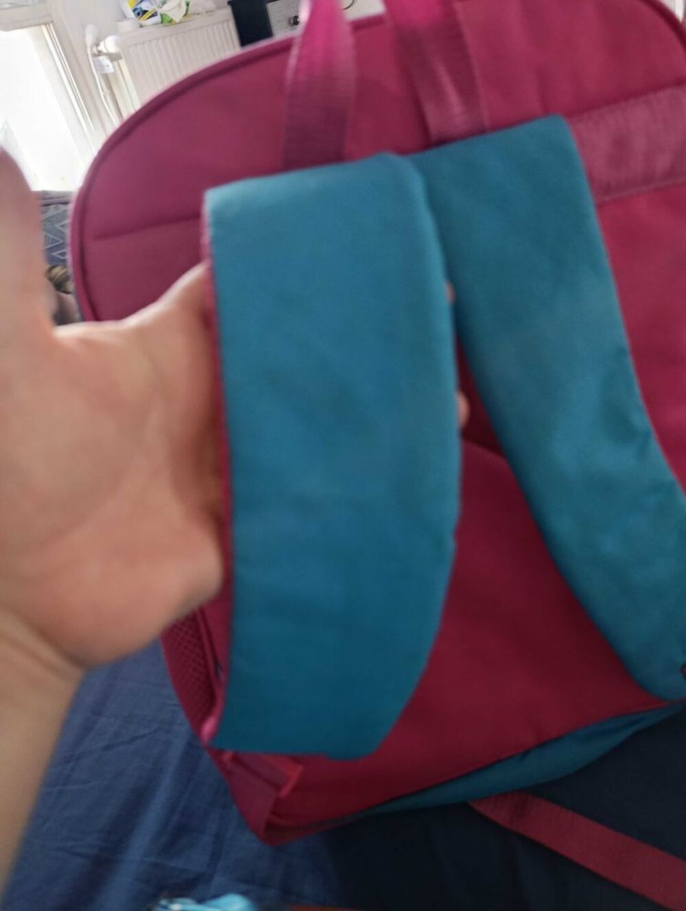 cartable neuf avec trousse offert reine des neige Jeux / jouets