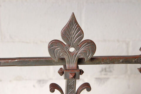 Chenet   Fleurs de Lys 
650 Li�vin (62)