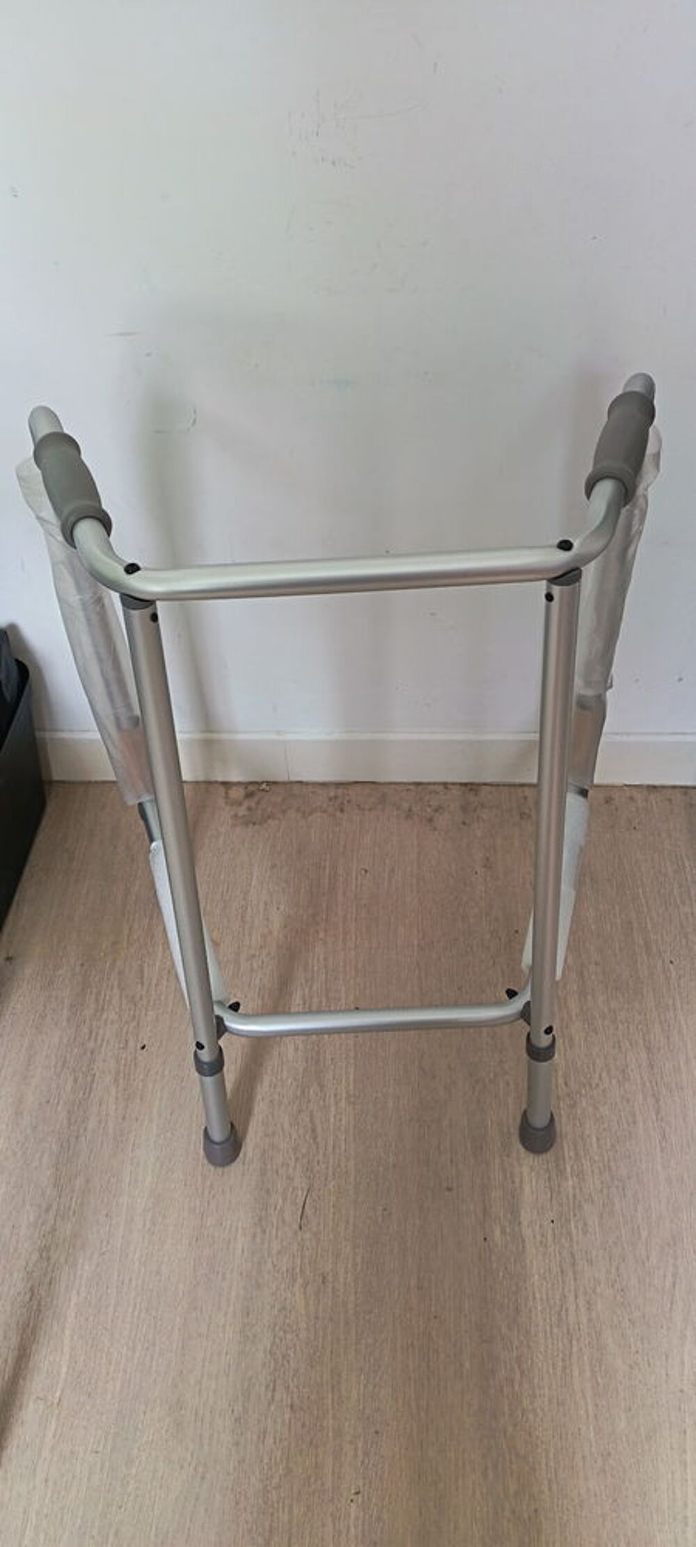 Mat&eacute;riel aide a la personne Meubles