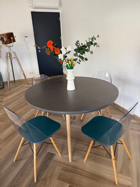 Table salle  manger 115 Chauray (79)