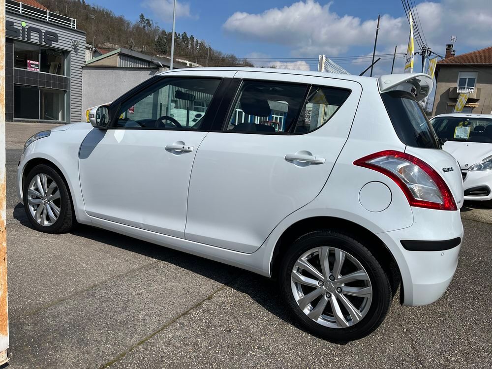 Swift 1.2 VVT Privil&egrave;ge 2014 occasion 42700 Firminy