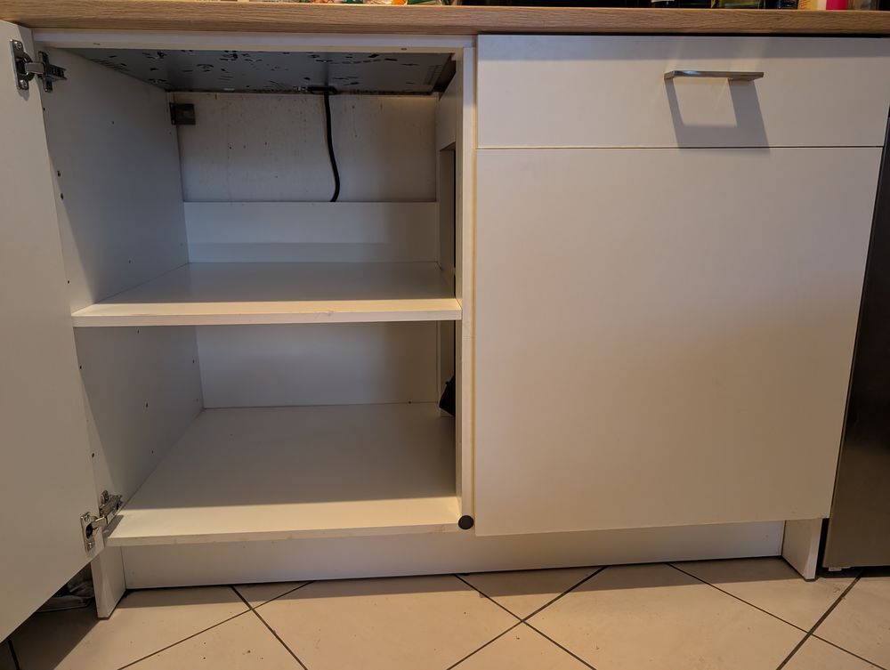 Meuble de cuisine + plan de travail + plaque vitroc&eacute;ramique Electroménager
