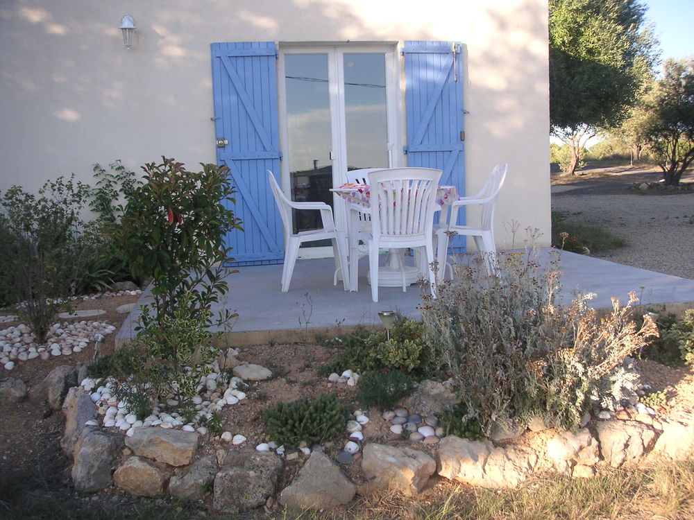   Belle maison  meuble et quipe 5 personnes Jardin  Languedoc-Roussillon, Montagnac (34530)