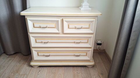 Commode chenes massif  110x95x50 Cagnes-sur-Mer (06)