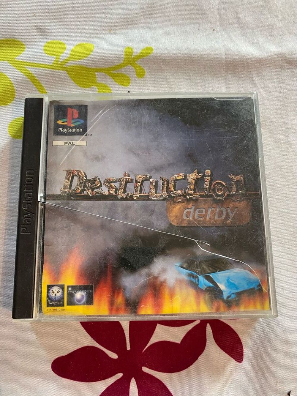Prix n&eacute;gociable. Lot de 11 jeux PS2/3 (Call of Duty...) Consoles et jeux vidos