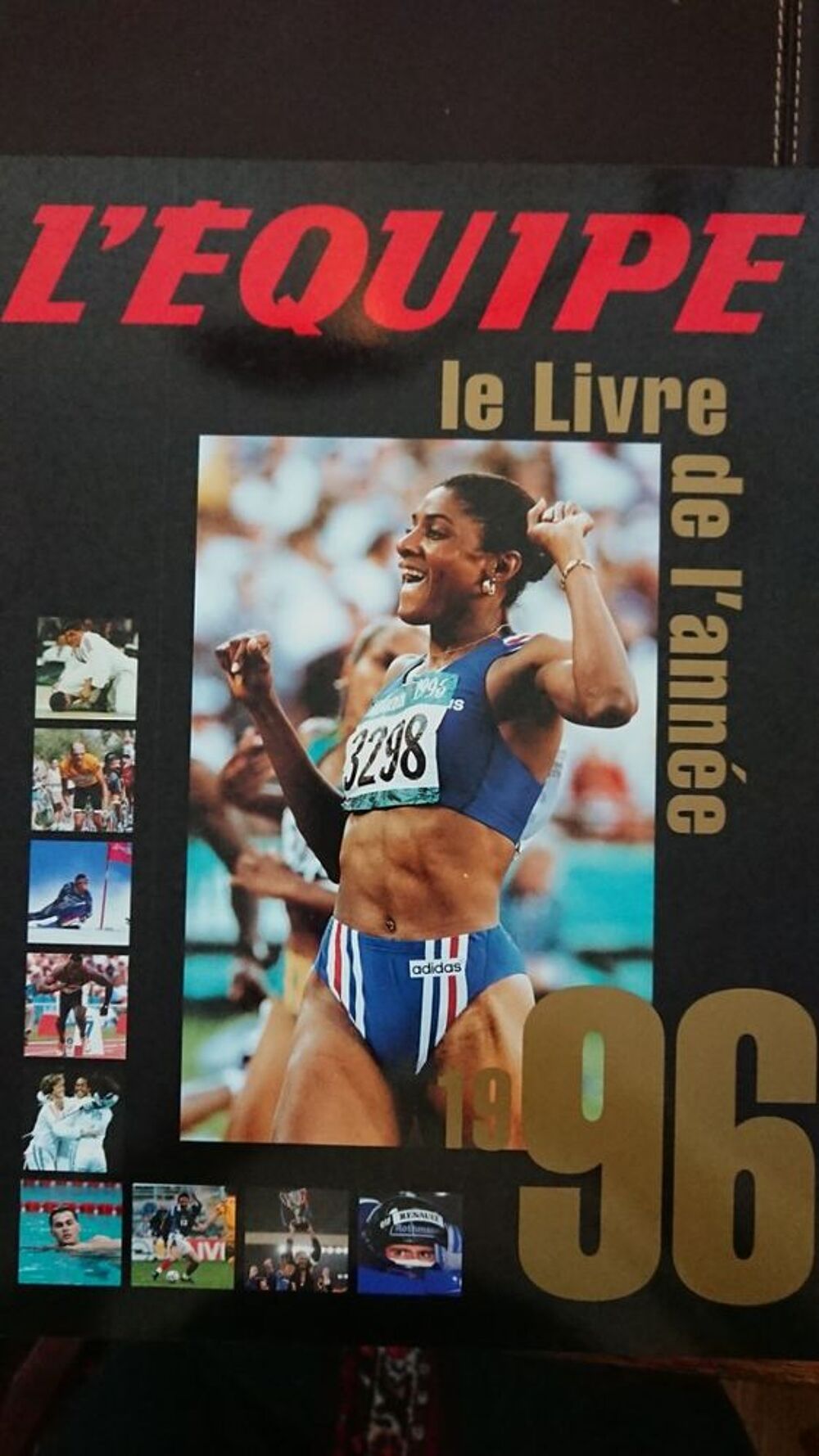 L'EQUIPE - Le Livre de L'ann&eacute;e Livres et BD