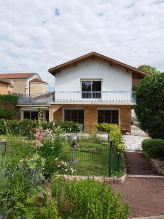  Maison  vendre 7 pices 258 m
