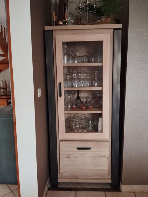 Meuble Vitrine 250 Saint-Mars-du-Dsert (44)