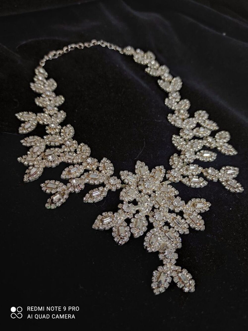 PARURE MARIEE Bijoux et montres