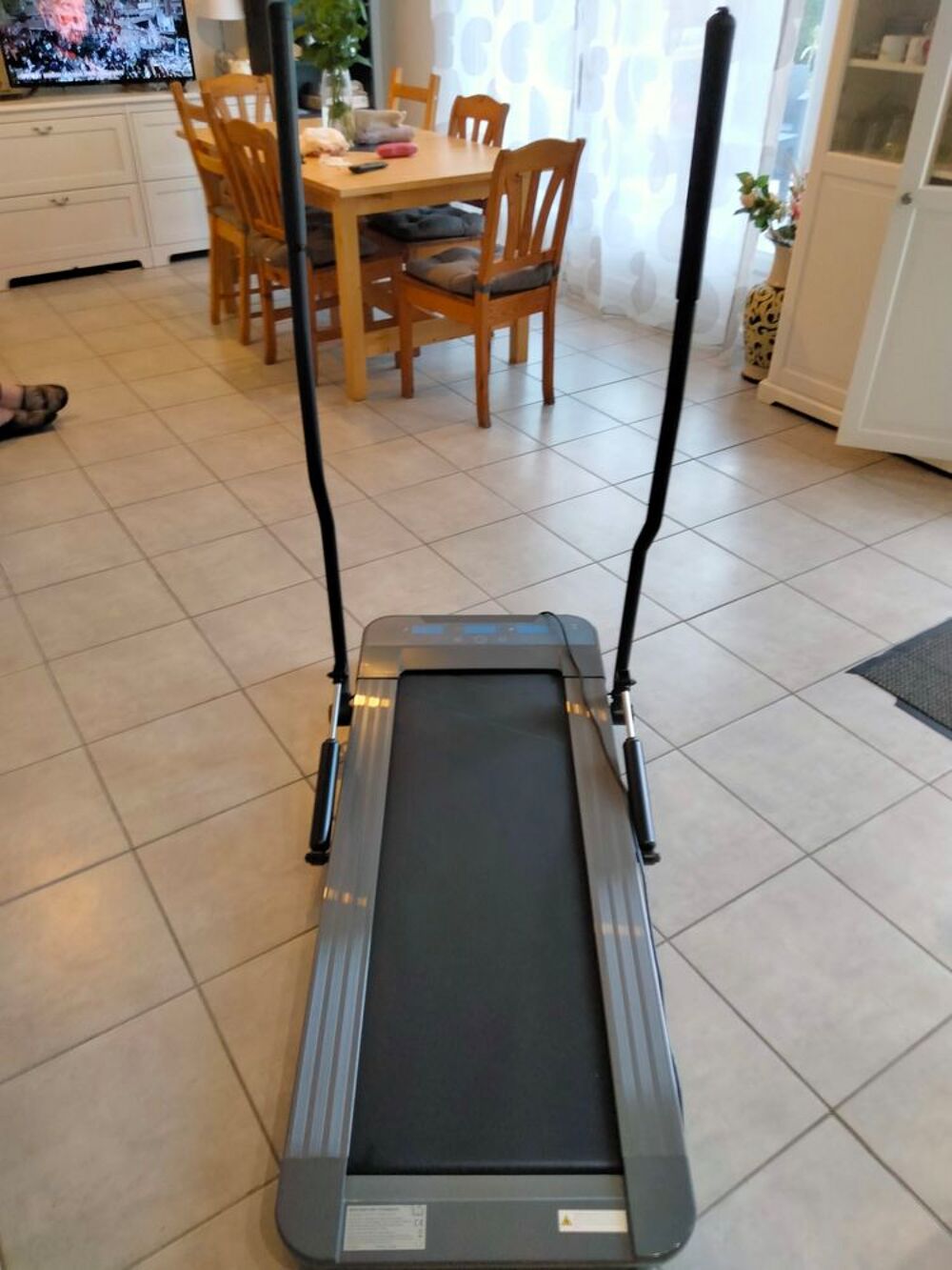 tapis de marche avec ceinture et divers petits accessoires Sports
