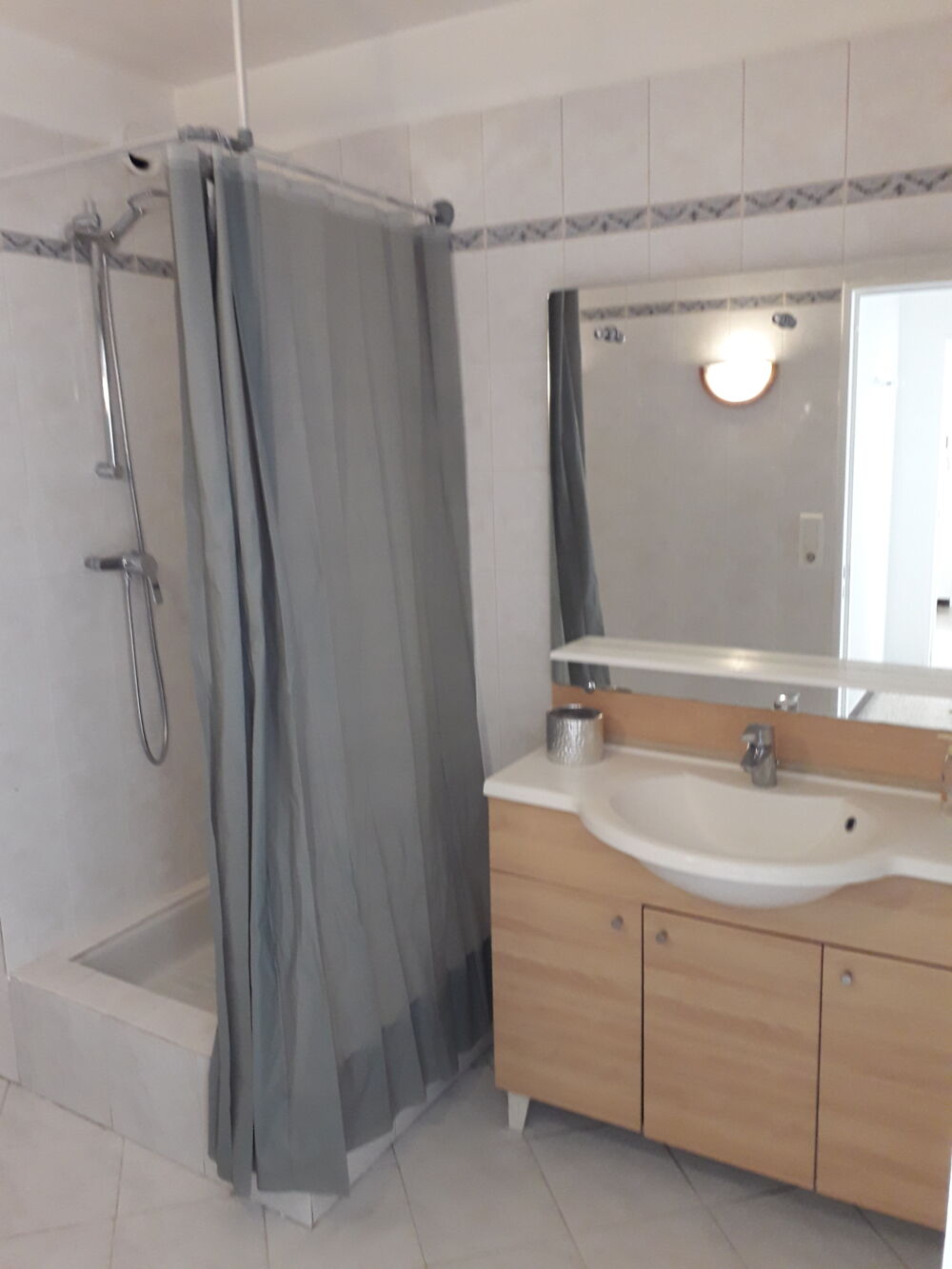 Location Appartement T3 de 67 m² Toulon - Ste Catherine - Haut de st Jean du Var Toulon