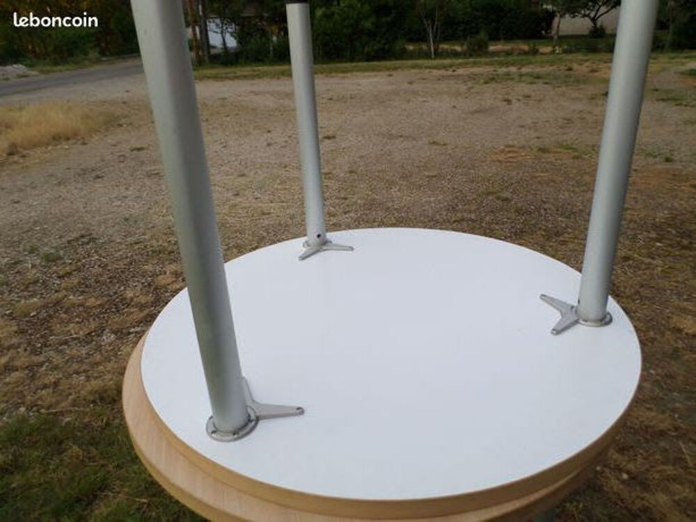 table ronde.diam 110cm Meubles