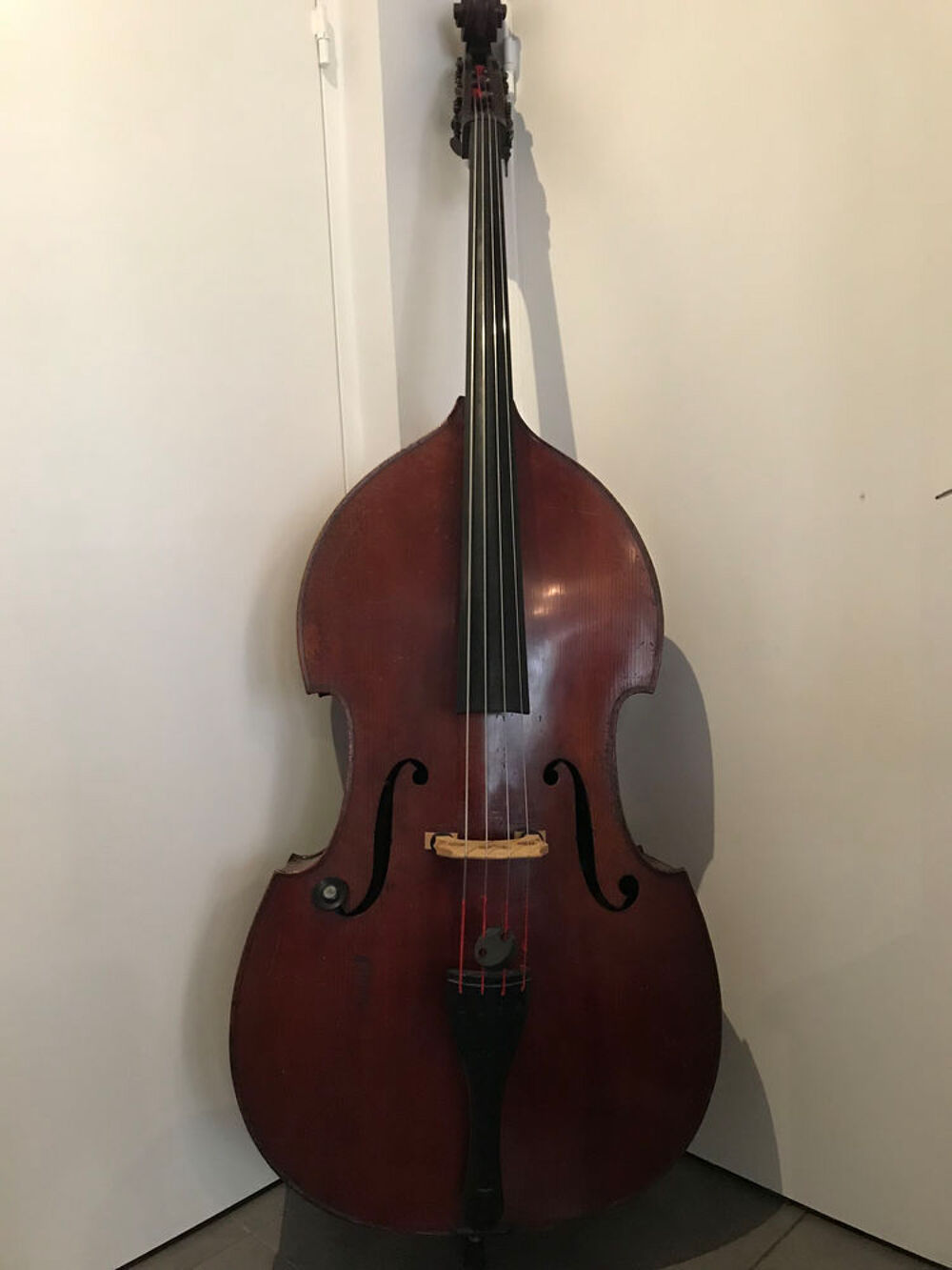 tr&egrave;s belle contrebasse Mirecourt fin 19&egrave;me. Instruments de musique