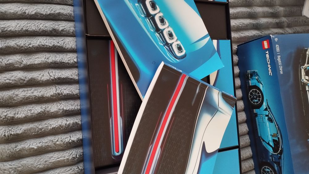 LEGO technic Bugatti chiron 42083 Jeux / jouets