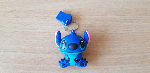 Clé usb 8 go fantaisie stitch
modèle n°2
jamais utilisée 5 Carnon Plage (34)