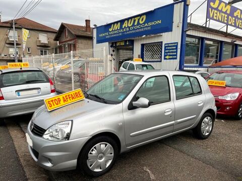 Renault Clio II Clio 1.2 16v 75 eco2 Campus.Com 2011 occasion Firminy 42700