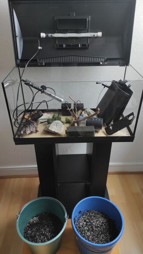Aquarium Aquael 60L + son couvercle avec éclairage 80 91800 Brunoy