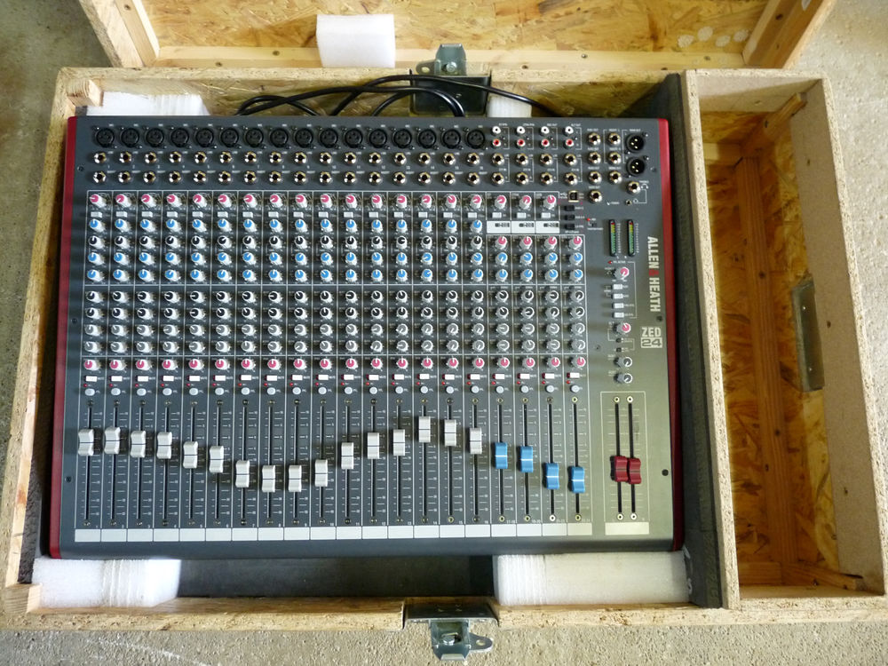 Table mixage Allen et Heath Z24 garanti un an Instruments de musique