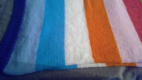 N 434 PLAID PLUSIEURS COULEURS 20 Triel-sur-Seine (78)