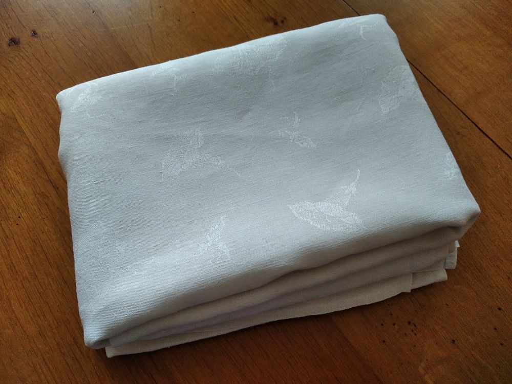 Ancienne nappe damass&eacute;e 1900 D�coration