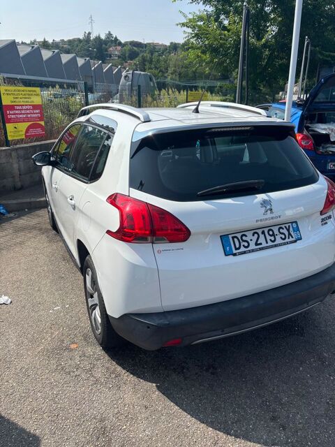 Peugeot 2008 1.2 PureTech 110ch S&S BVM5 Crossway 2015 occasion Saint-Chamond 42400