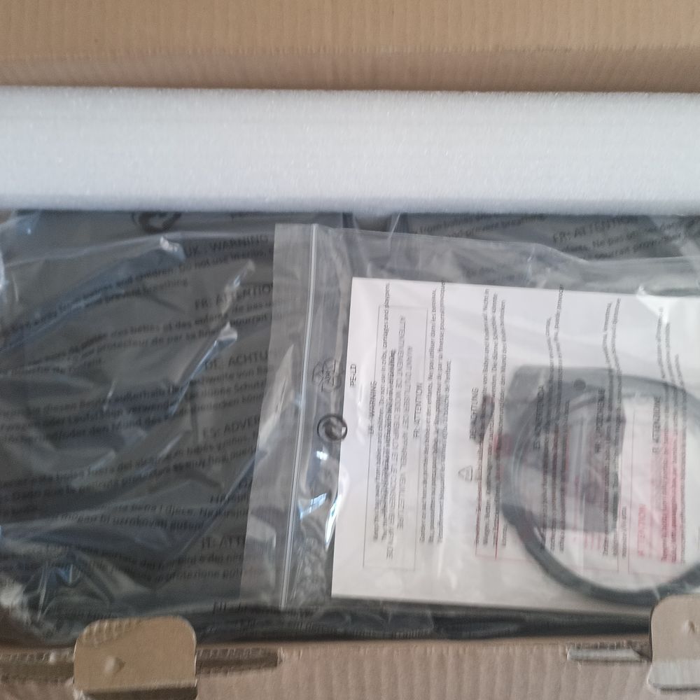 PAIRE D'ENCEINTES THOMSON BLUETOOTH Audio et hifi