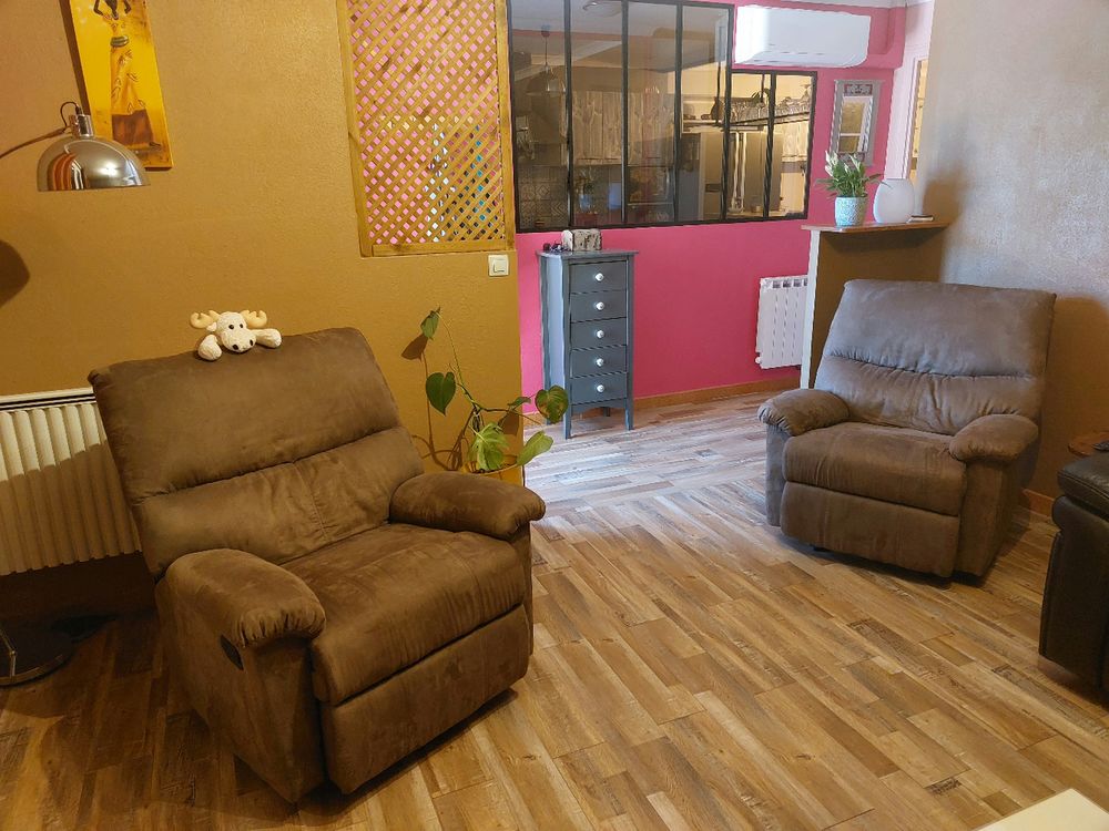 2 beaux fauteuils relax basculants tissu marron Meubles