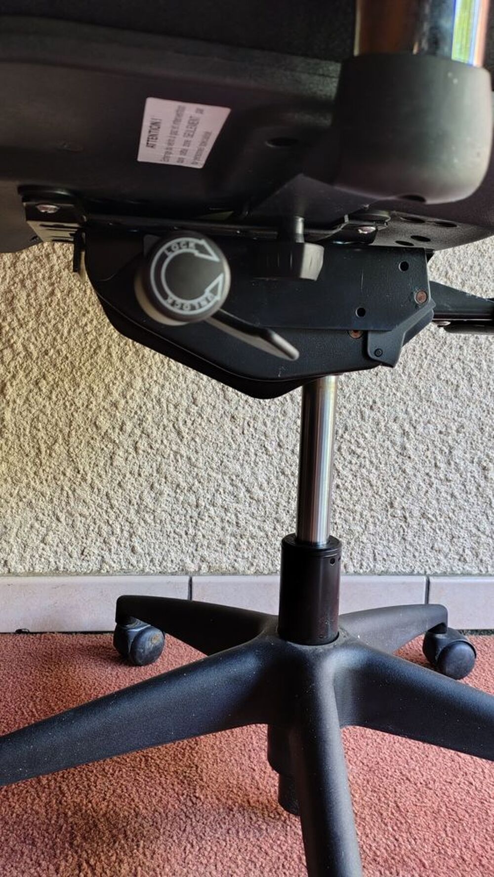 Fauteuil de bureau NAVAILLES multi r&eacute;glages Meubles