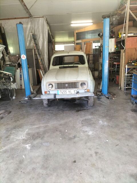 Renault r4 4 TL Savane