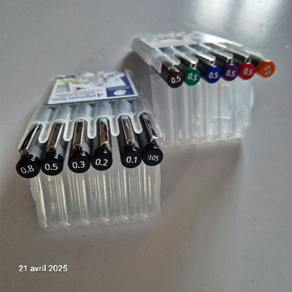 Lot de 12 feutres calibr&eacute;s de qualit&eacute; Staedtler Lumocolor&reg; p Bricolage