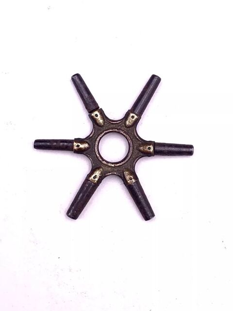 Ancienne clé multiple en étoile pour montres de gousset 20 Lucheux (80)