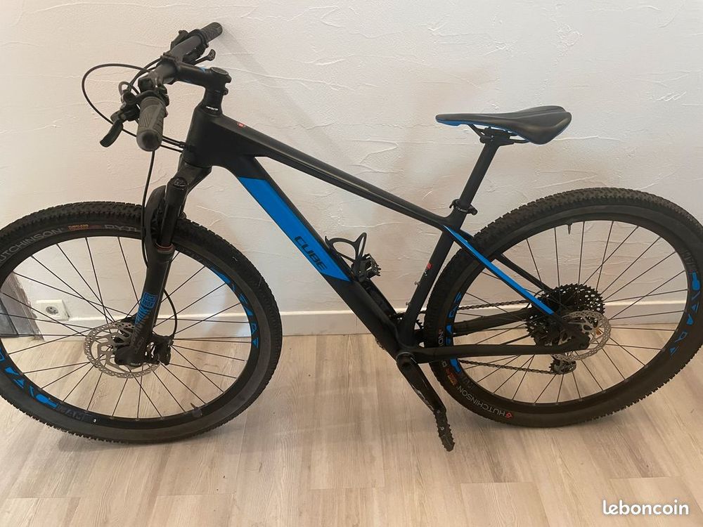 VTT marque CUBE mod&egrave;le REACTION C62 PRO taille M Vélos