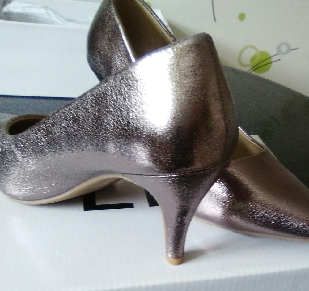 ESCARPINS CUIR Chaussures