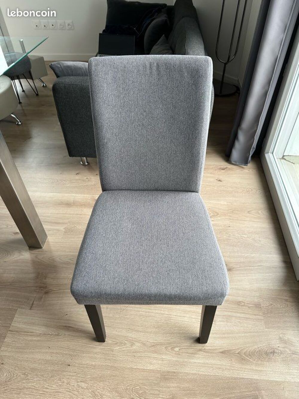 TABLE SALLE A MANGER DESIGN Meubles