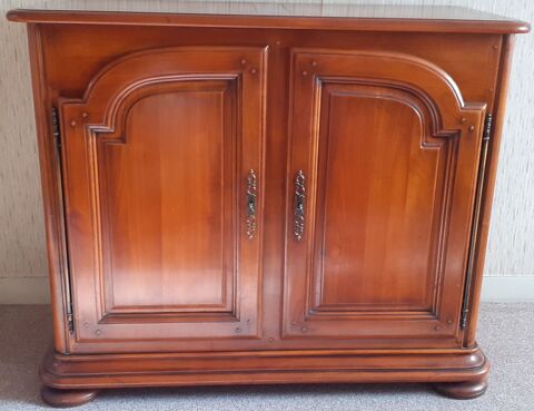 BUFFET  bas  2 portes en MERISIER MASSIF 0 Verneuil-sur-Seine (78)