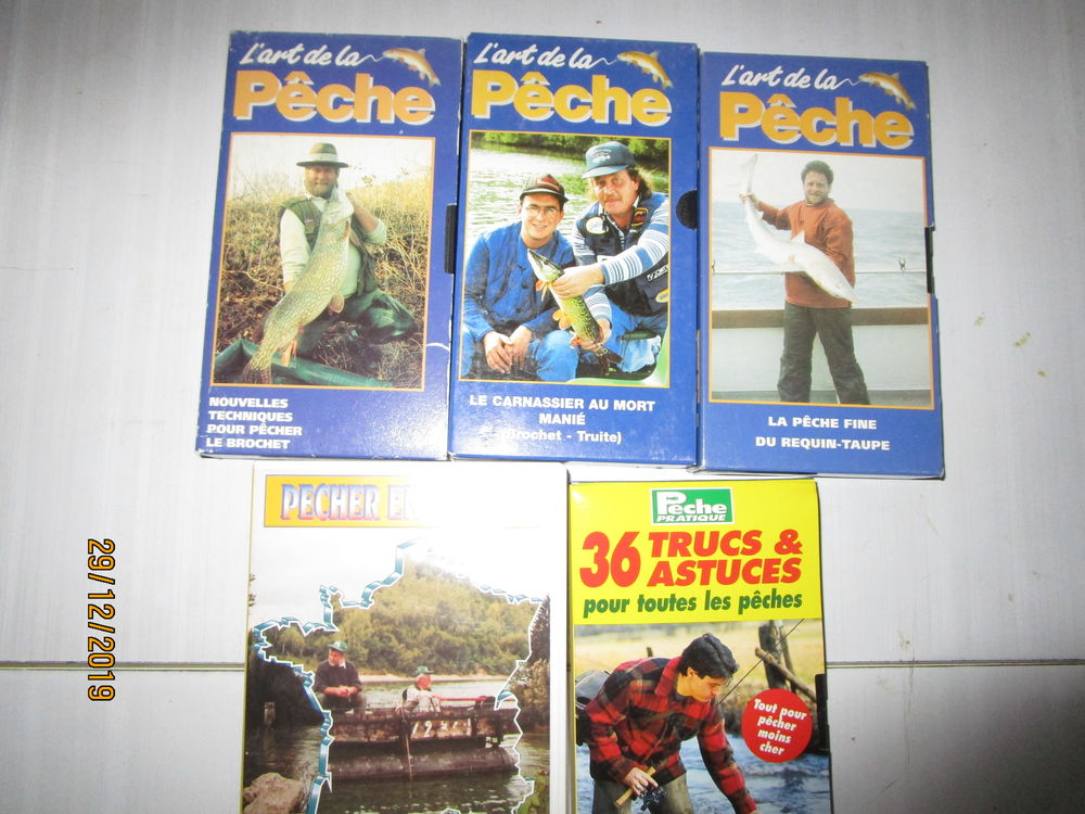 lot de 5 VHF sur les techniques de p&egrave;che DVD et blu-ray