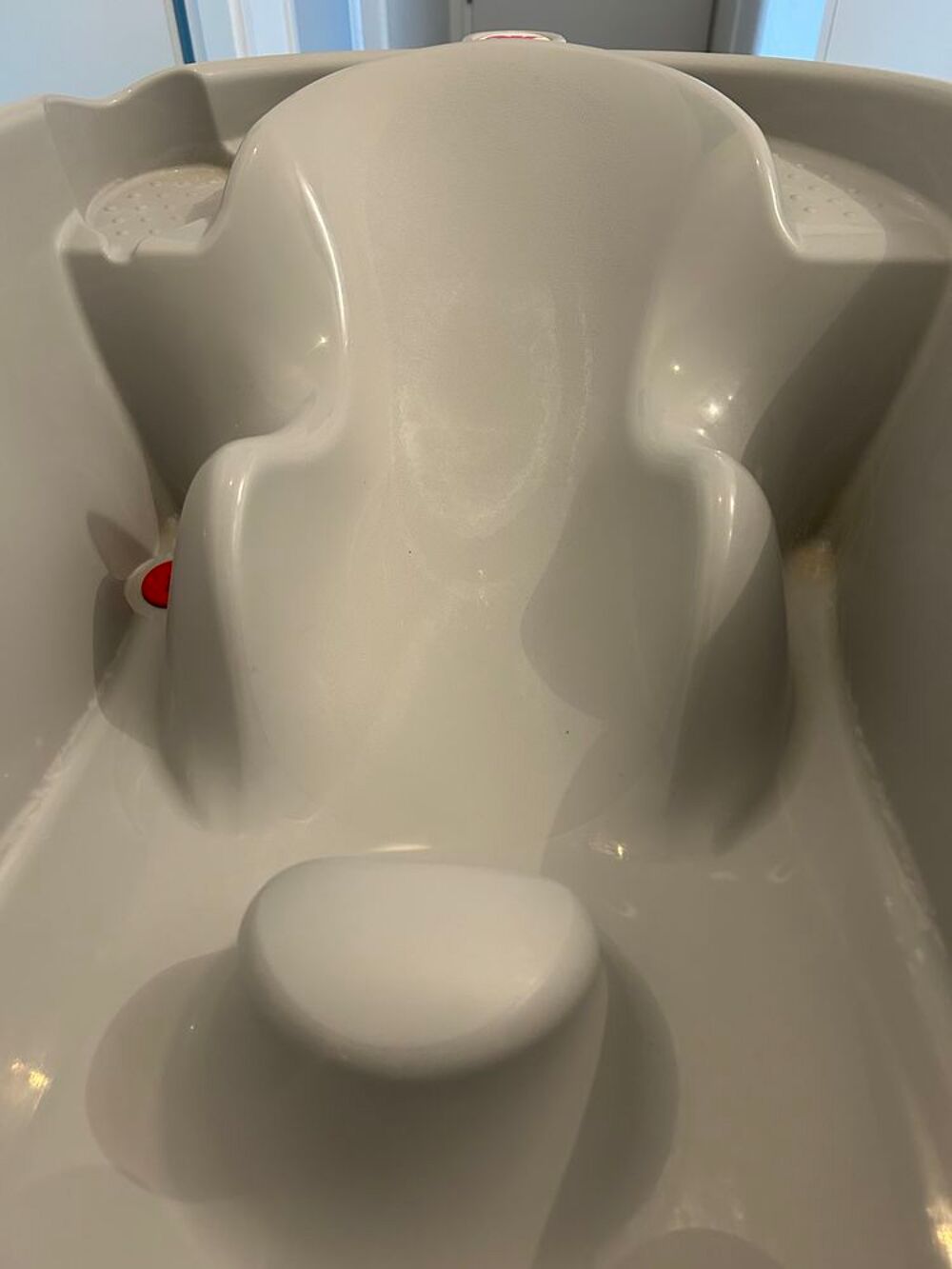 Baignoire b&eacute;b&eacute; OKBABY avec support m&eacute;tal Puriculture