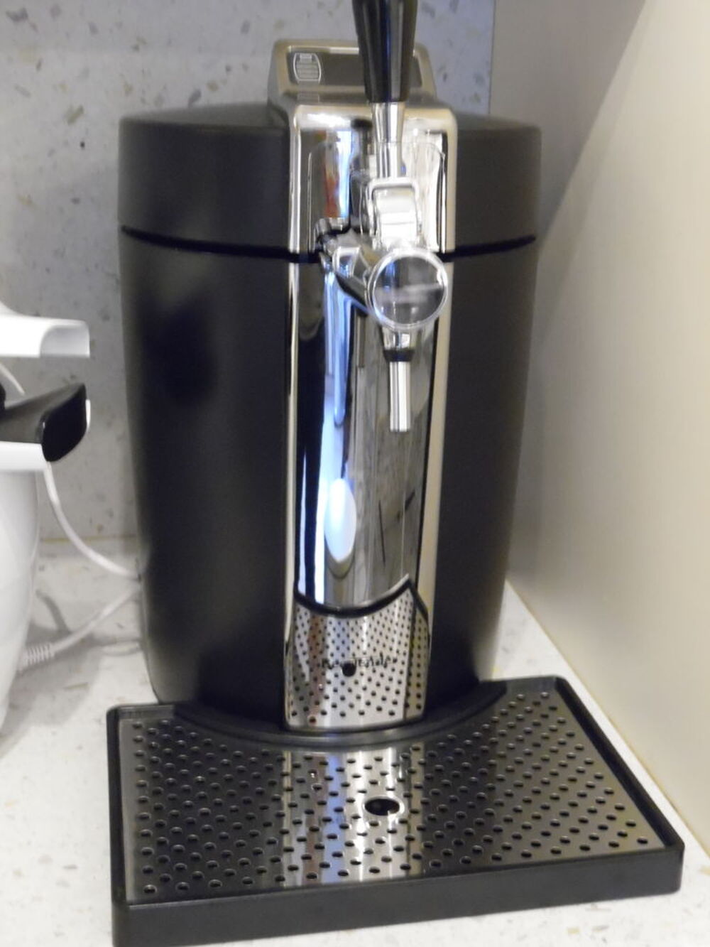 Pompe/tireuse &agrave; bi&egrave;re KRUPS BEERTENDER, COMME NEUVE Décoration