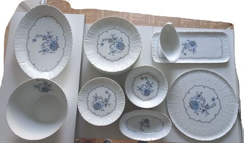 Ensemble m�nag�re assiettes plates creuses .. 250 Le Haillan (33)