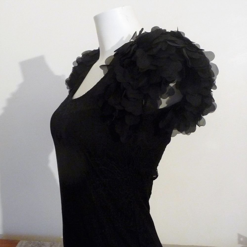 Robe/ Tunique Dentelle Noir Petites Manches- Taille 36- Neuf Vêtements