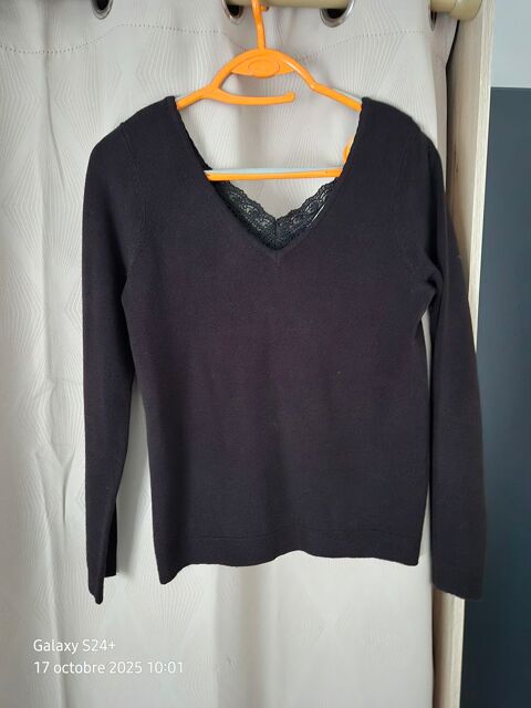 PULL GRAIN DE MALICE 8 Donzère (26)