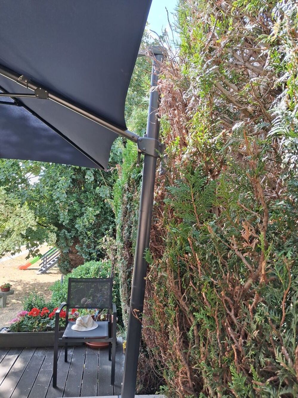 Parasol d&eacute;port&eacute; Jardin