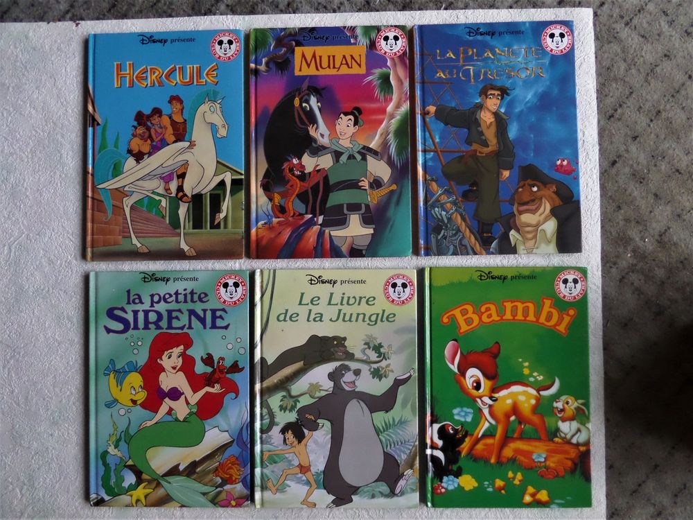 22 livres CLUB DU LIVRE MICKEY 